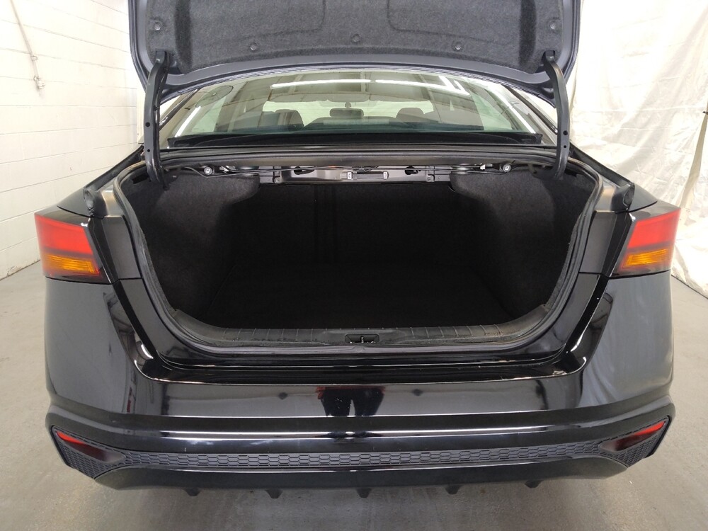 2020 Nissan Altima in Cincinnati, OH 45255 - 18068437 29