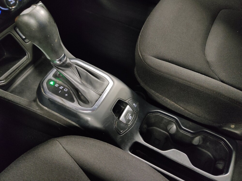 2020 Jeep Renegade in Houston, TX 77060 - 18068452 26