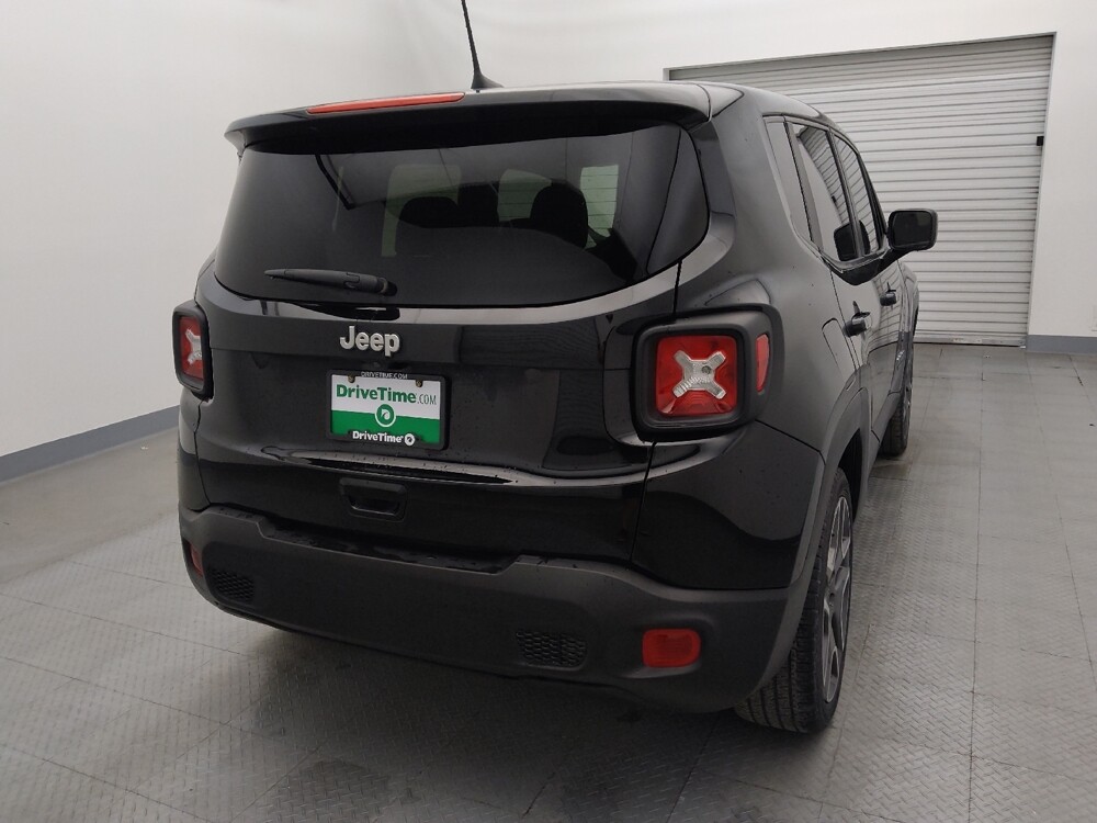 2020 Jeep Renegade in Houston, TX 77060 - 18068452 7