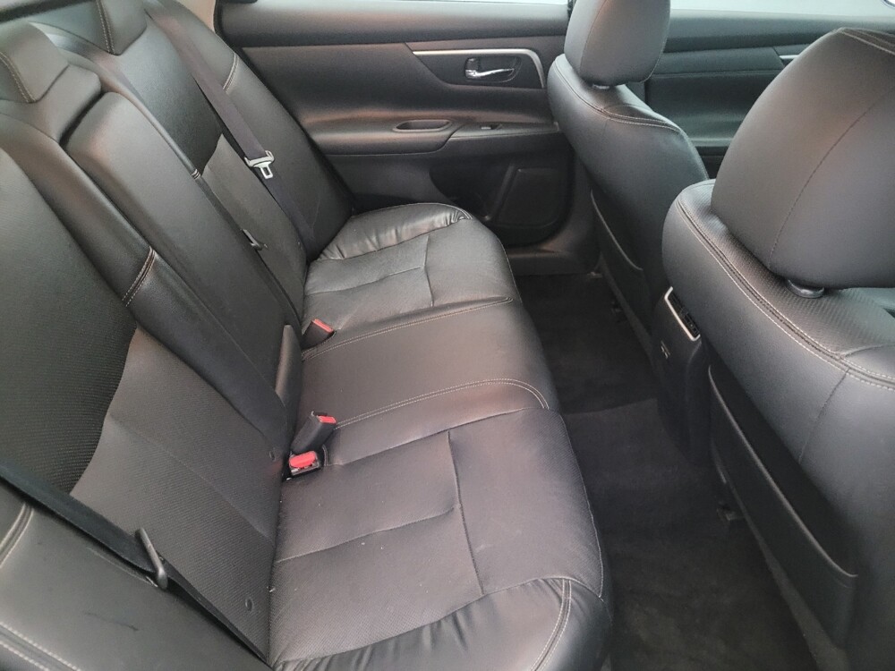 2018 Nissan Altima in Temple Hills, MD 20746 - 18068467 19