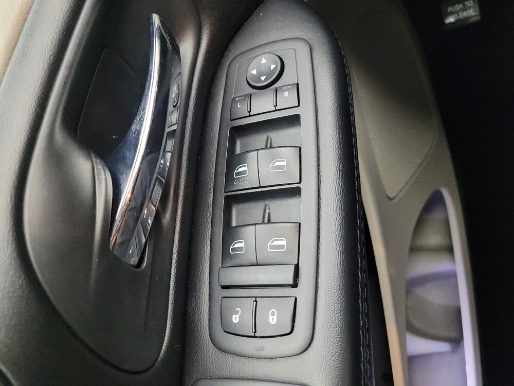 2019 Dodge Grand Caravan in Lombard, IL 60148 - 18068468 27