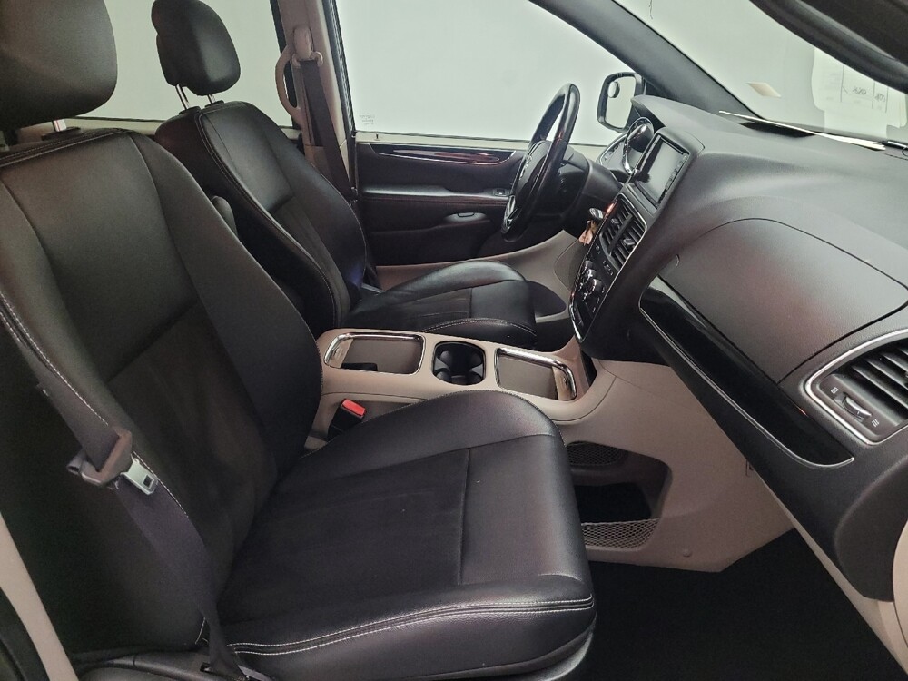 2019 Dodge Grand Caravan in Fresno, CA 93726 - 18068506 21