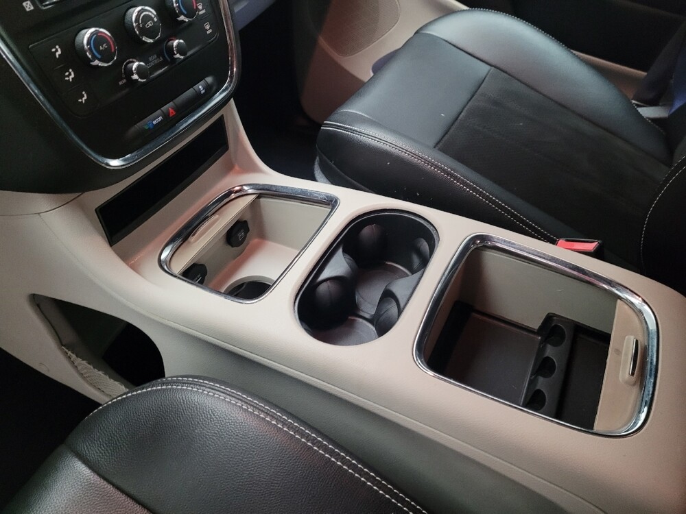 2019 Dodge Grand Caravan in Fresno, CA 93726 - 18068506 26