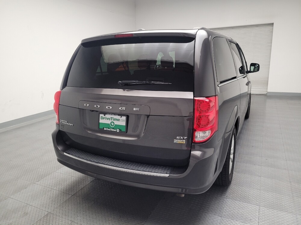2019 Dodge Grand Caravan in Fresno, CA 93726 - 18068506 7
