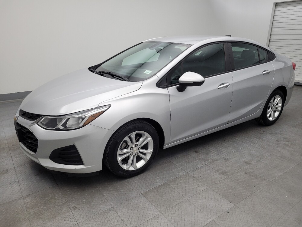 2019 Chevrolet Cruze in Fairfield, OH 45014 - 18068524 2