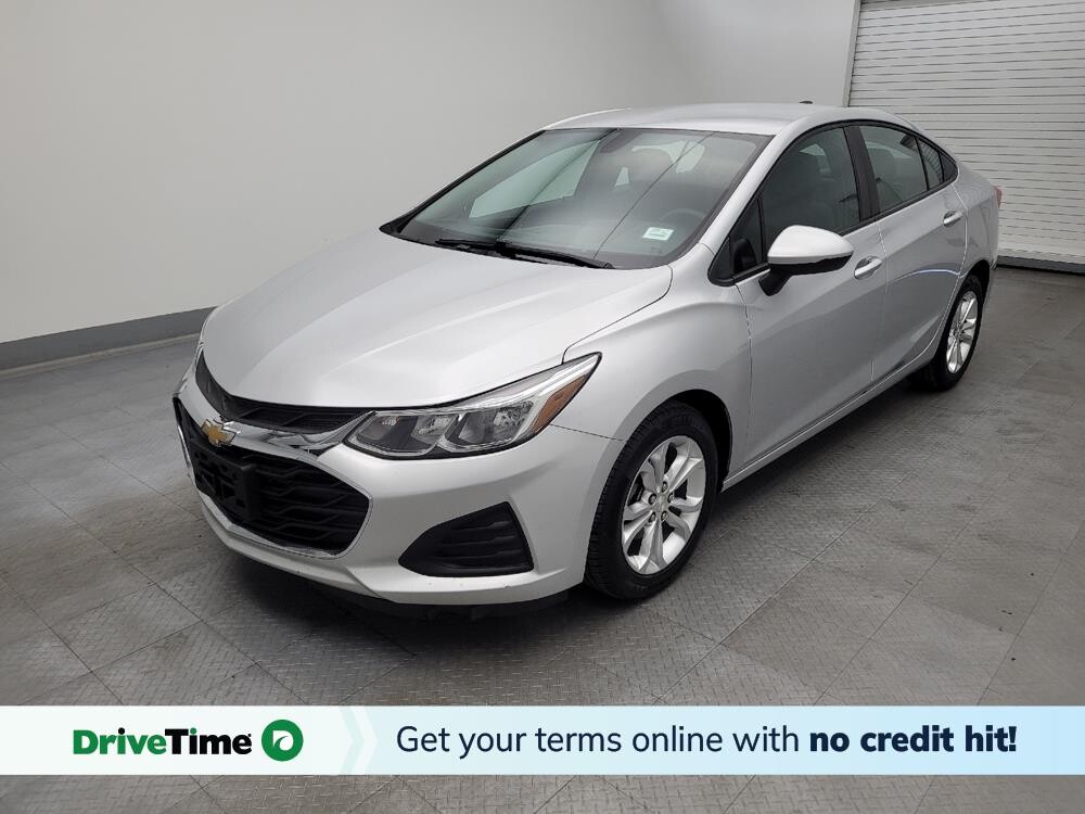 2019 Chevrolet Cruze in Fairfield, OH 45014 - 18068524