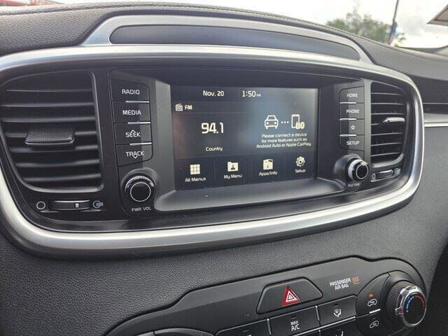 2019 Kia Sorento in Mesa, AZ 85212 - 18068533 17