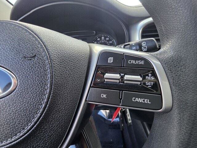 2019 Kia Sorento in Mesa, AZ 85212 - 18068533 25