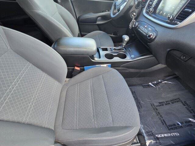 2019 Kia Sorento in Mesa, AZ 85212 - 18068533 31