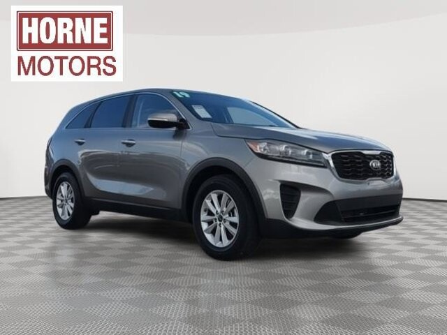 2019 Kia Sorento in Mesa, AZ 85212 - 18068533 10