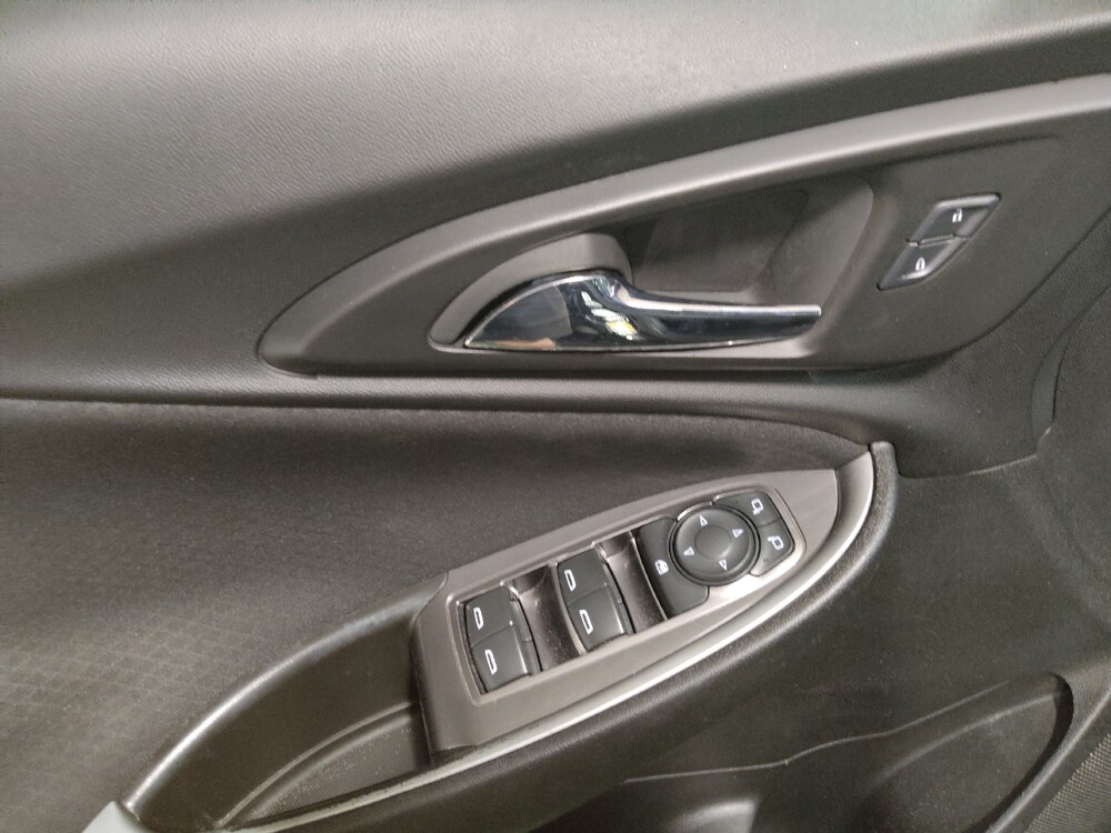 2016 Chevrolet Malibu in Temple, TX 76502 - 18068550 27