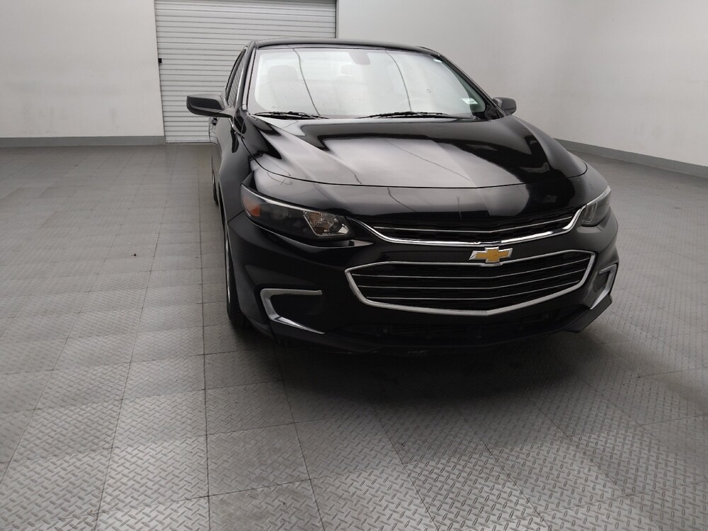 2016 Chevrolet Malibu in Temple, TX 76502 - 18068550 14