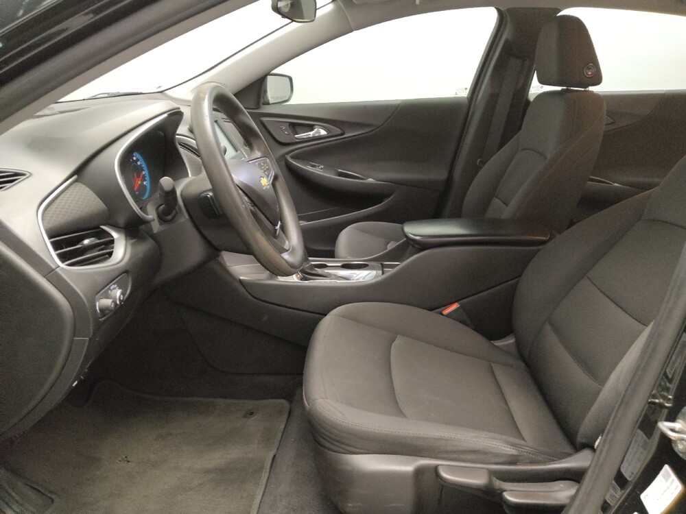 2016 Chevrolet Malibu in Temple, TX 76502 - 18068550 17