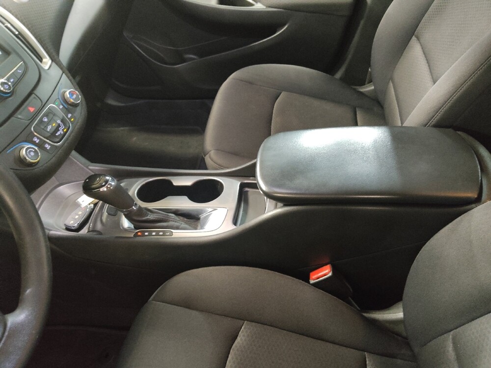 2016 Chevrolet Malibu in Temple, TX 76502 - 18068550 26