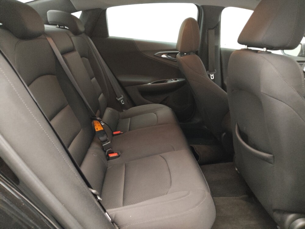 2016 Chevrolet Malibu in Temple, TX 76502 - 18068550 19