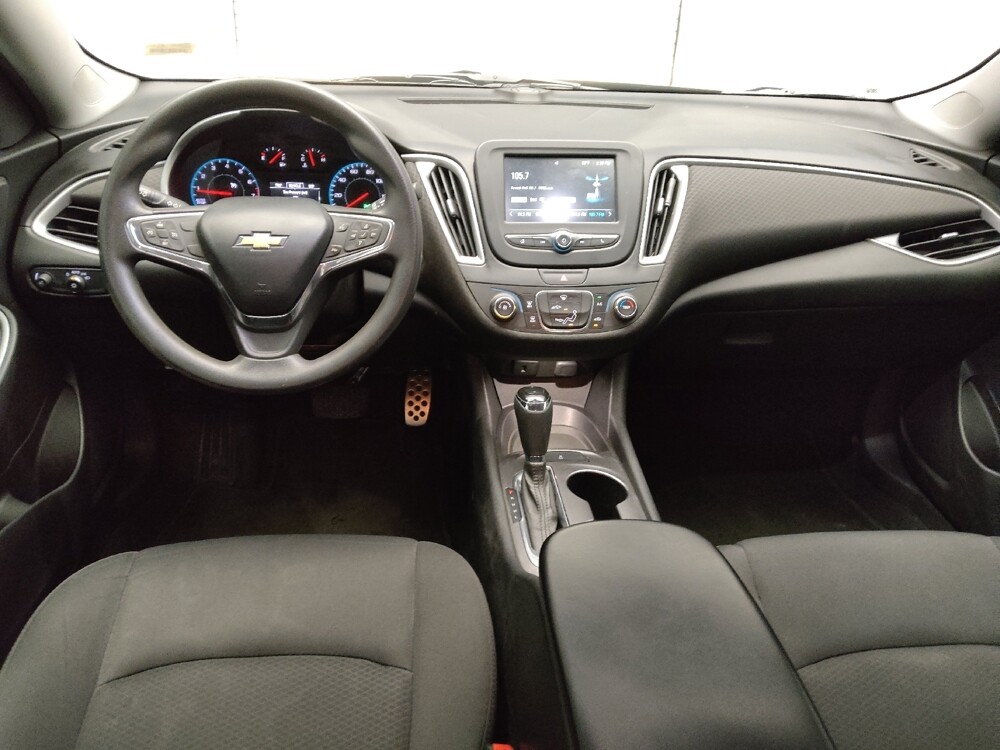 2016 Chevrolet Malibu in Temple, TX 76502 - 18068550 22