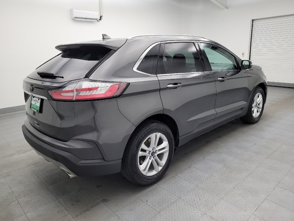 2020 Ford Edge in Fairfield, OH 45014 - 18068646 10