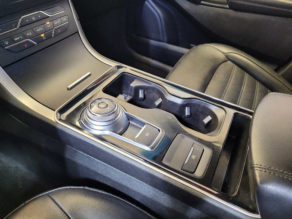 2020 Ford Edge in Fairfield, OH 45014 - 18068646 26