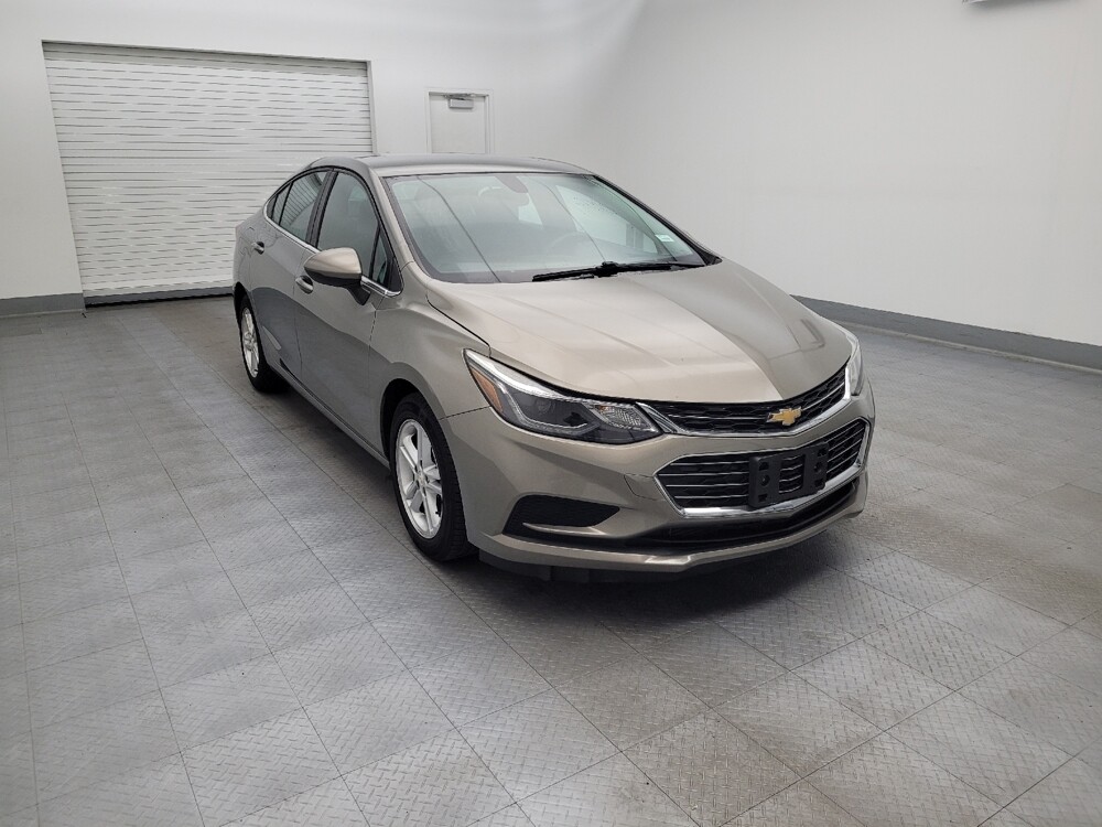 2017 Chevrolet Cruze in Maple Heights, OH 44137 - 18068647 13
