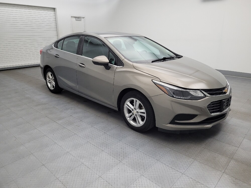 2017 Chevrolet Cruze in Maple Heights, OH 44137 - 18068647 11