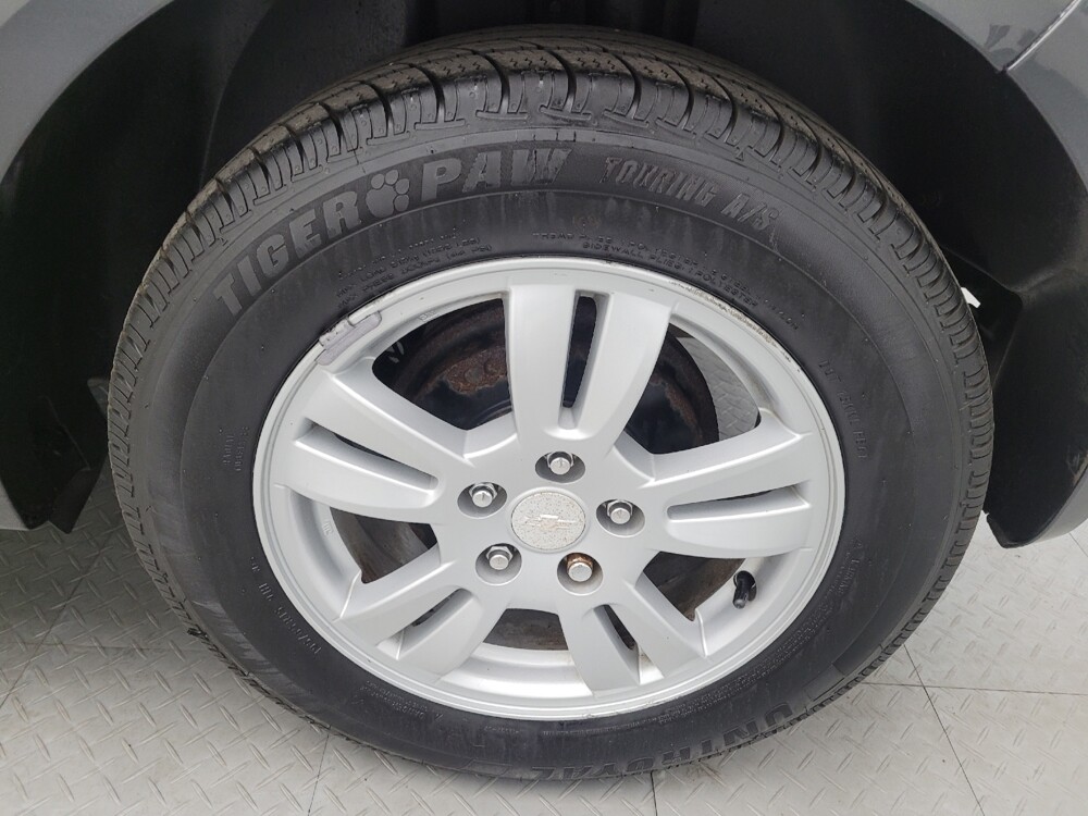 2016 Chevrolet Sonic in Maple Heights, OH 44137 - 18068649 31