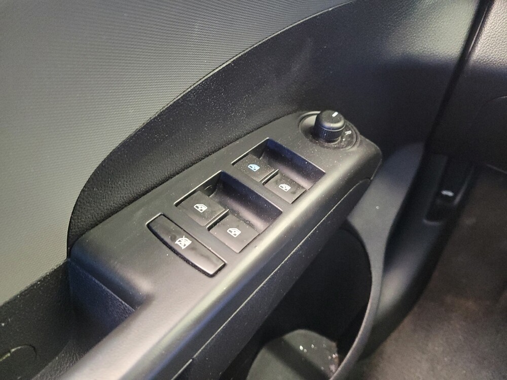 2016 Chevrolet Sonic in Maple Heights, OH 44137 - 18068649 27