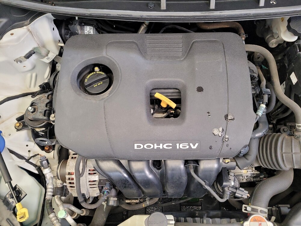 2017 Kia Forte in Maple Heights, OH 44137 - 18068650 30