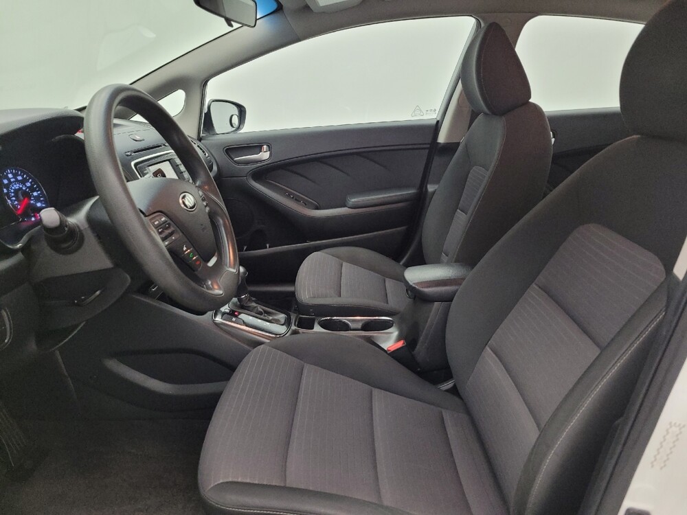 2017 Kia Forte in Maple Heights, OH 44137 - 18068650 17