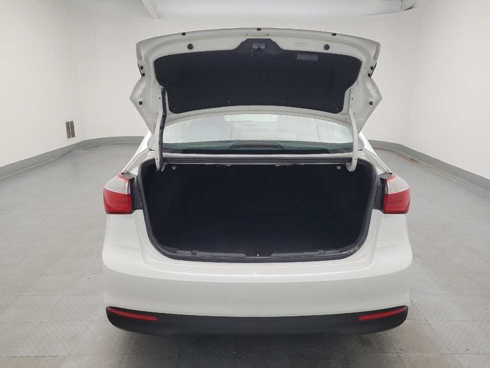 2017 Kia Forte in Maple Heights, OH 44137 - 18068650 29