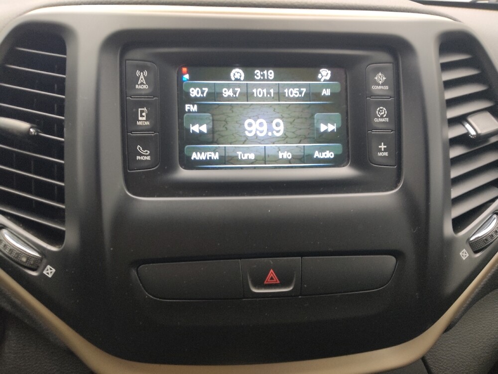 2018 Jeep Cherokee in Springfield, MO 65807 - 18068690 25