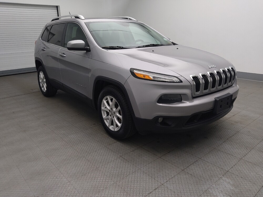2018 Jeep Cherokee in Springfield, MO 65807 - 18068690 13