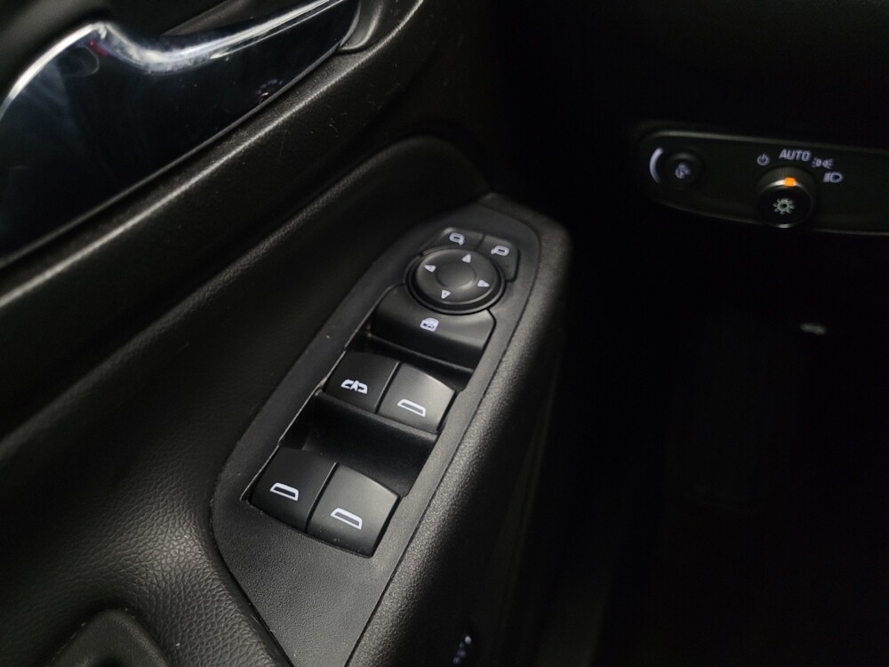 2019 Chevrolet Equinox in Des Moines, IA 50310 - 18068696 27