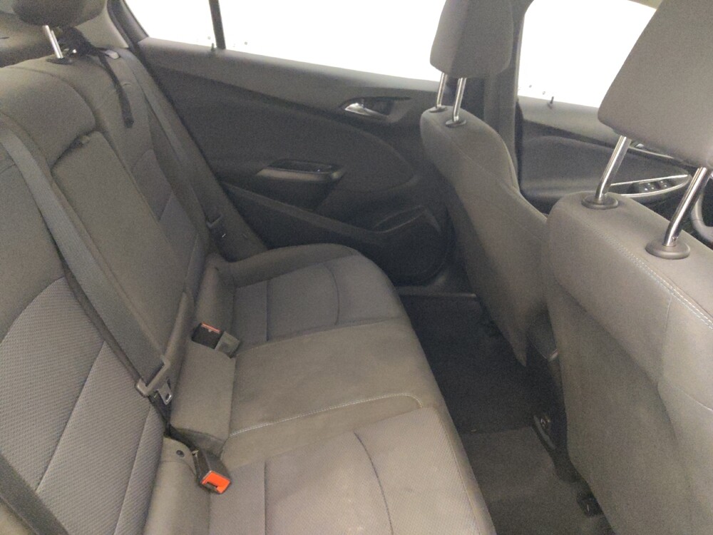 2019 Chevrolet Cruze in Live Oak, TX 78233 - 18068747 19