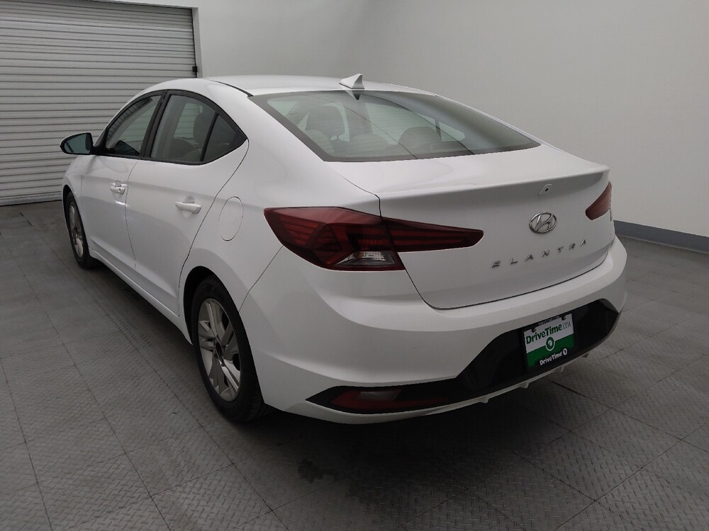 2019 Hyundai Elantra in Houston, TX 77034 - 18068753 5