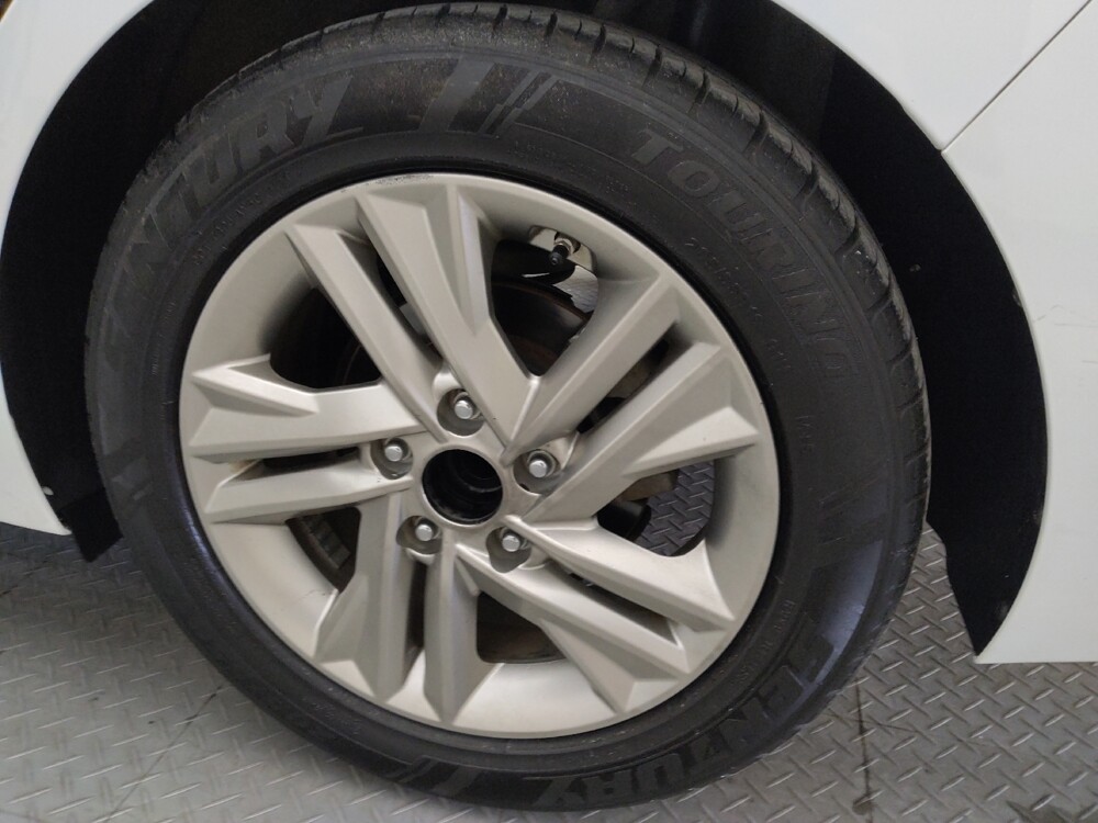 2019 Hyundai Elantra in Houston, TX 77034 - 18068753 31