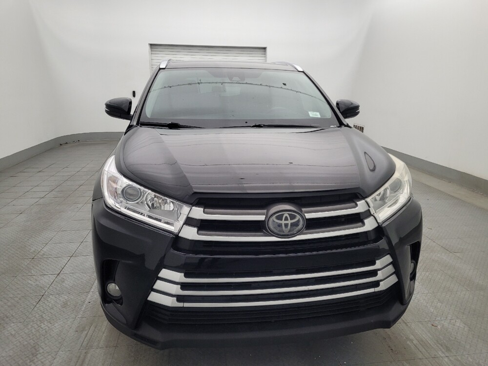 2019 Toyota Highlander in Bradenton, FL 34207 - 18068773 14