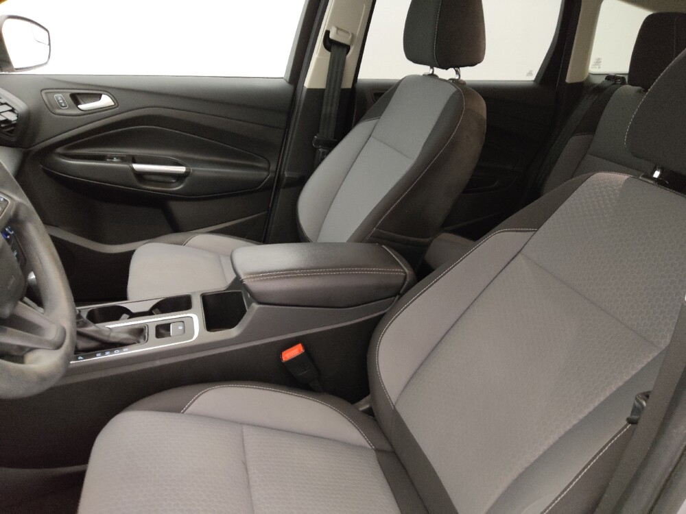 2017 Ford Escape in Bradenton, FL 34207 - 18068774 17