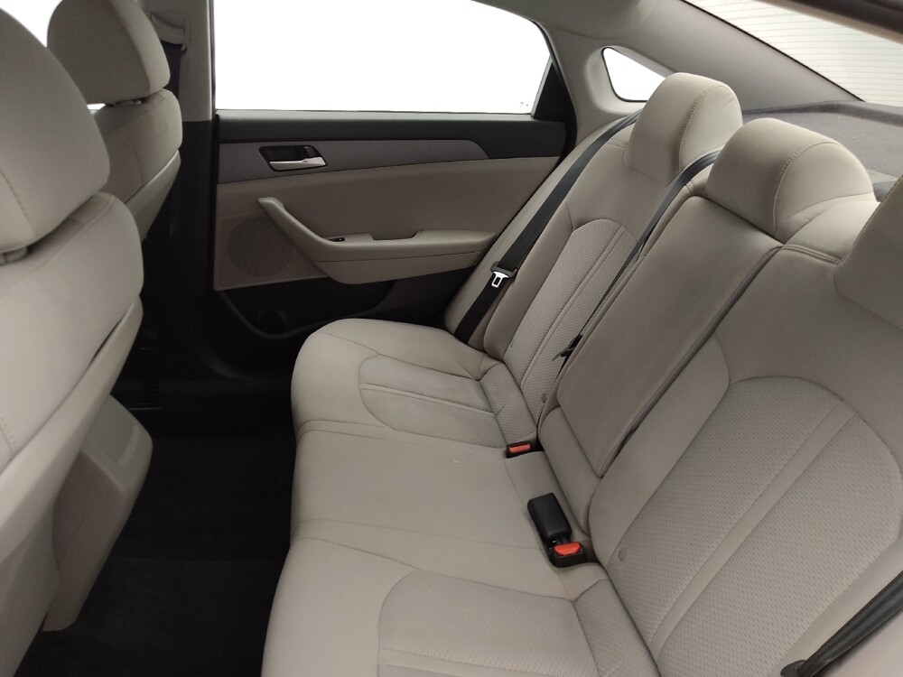 2018 Hyundai Sonata in Greenville, SC 29607 - 18068809 18