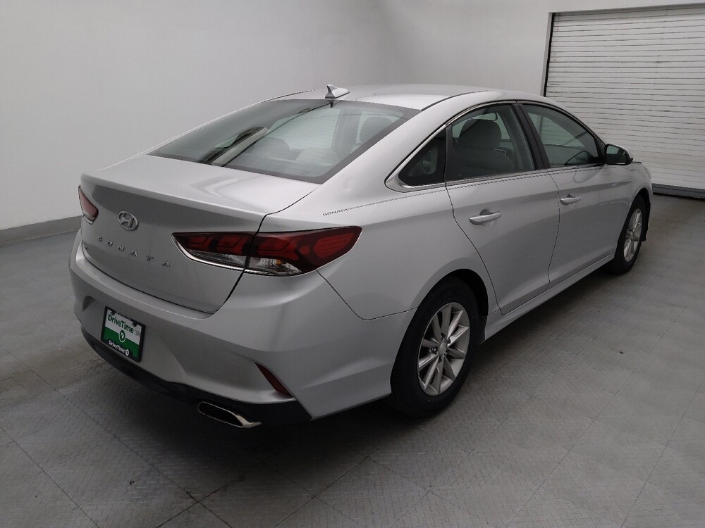 2018 Hyundai Sonata in Greenville, SC 29607 - 18068809 9