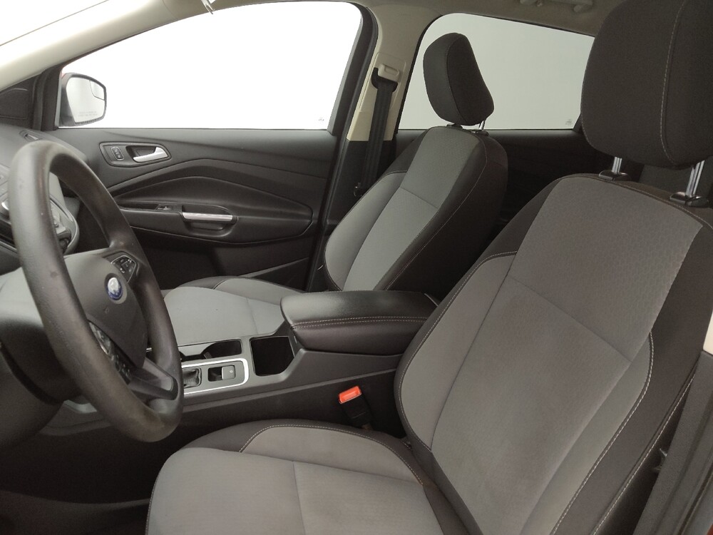 2018 Ford Escape in Charlotte, NC 28213 - 18068811 17