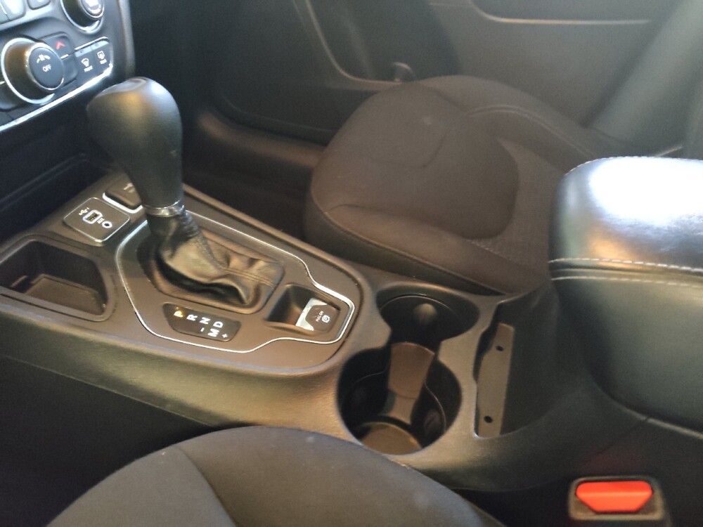 2020 Jeep Cherokee in Greenville, SC 29607 - 18068842 26