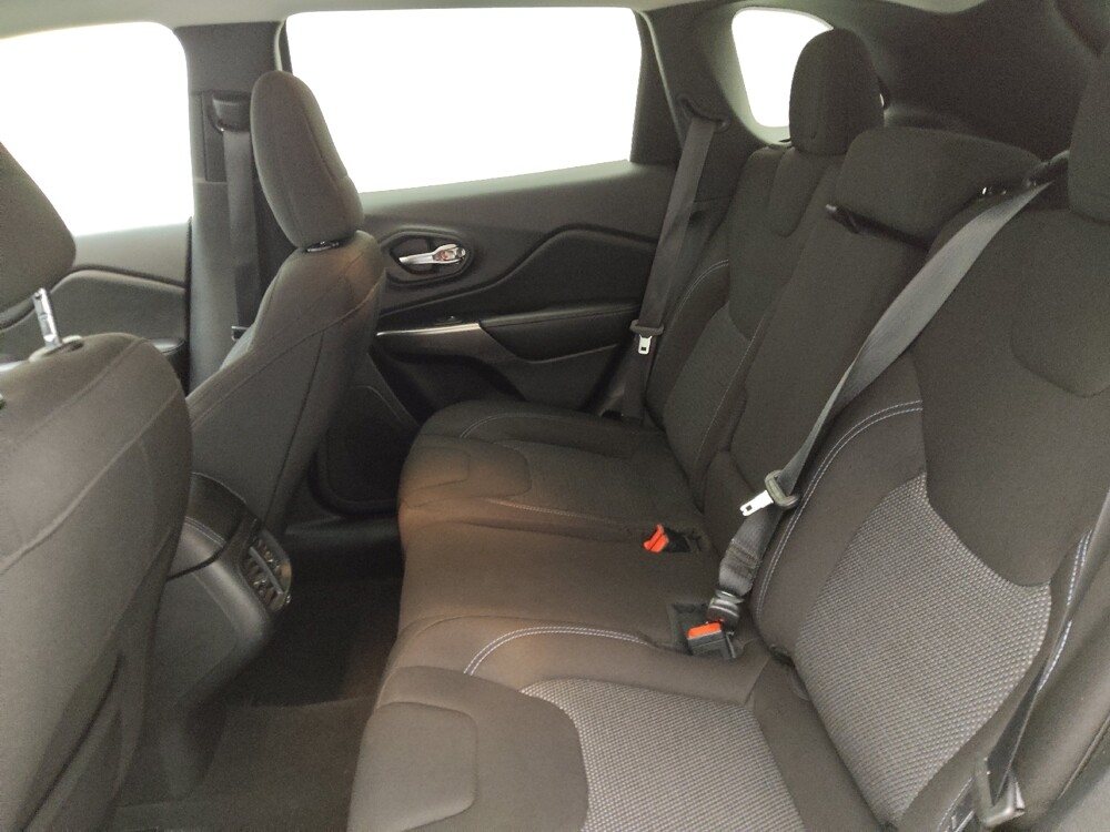 2020 Jeep Cherokee in Greenville, SC 29607 - 18068842 18