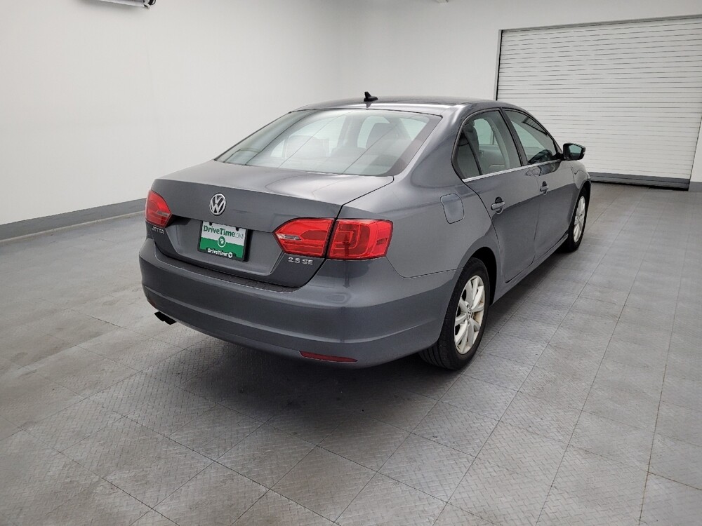 2013 Volkswagen Jetta in Fairfield, OH 45014 - 18068855 9