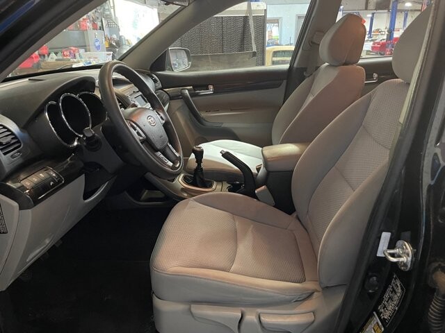 2011 Kia Sorento in Conyers, GA 30094 - 18068911 10