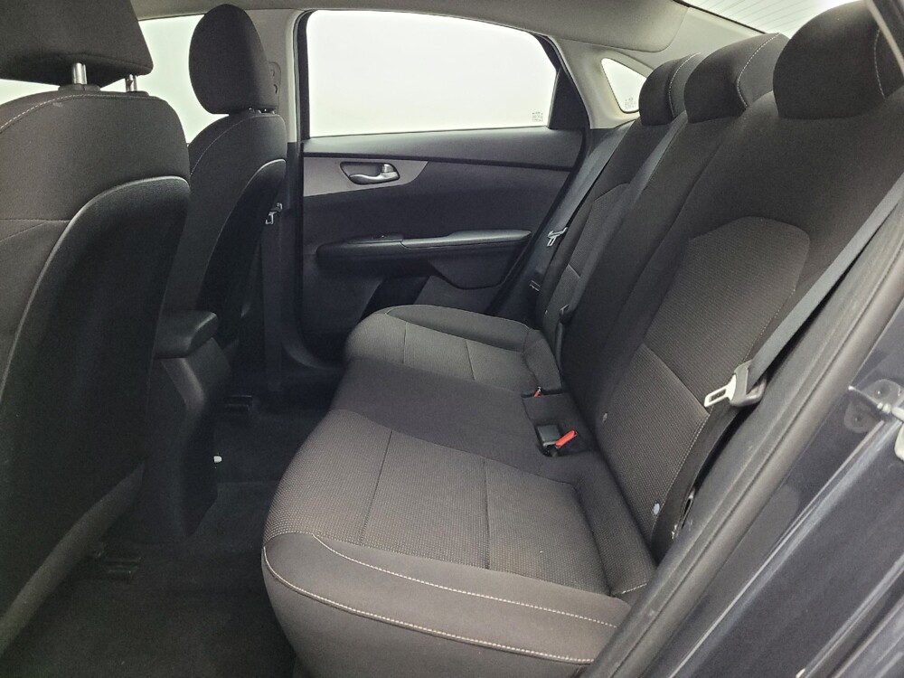 2019 Kia Forte in Arlington, TX 76011 - 18068972 18