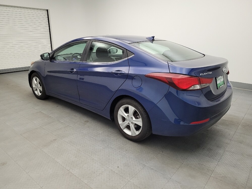 2016 Hyundai Elantra in Miamisburg, OH 45342 - 18068980 3