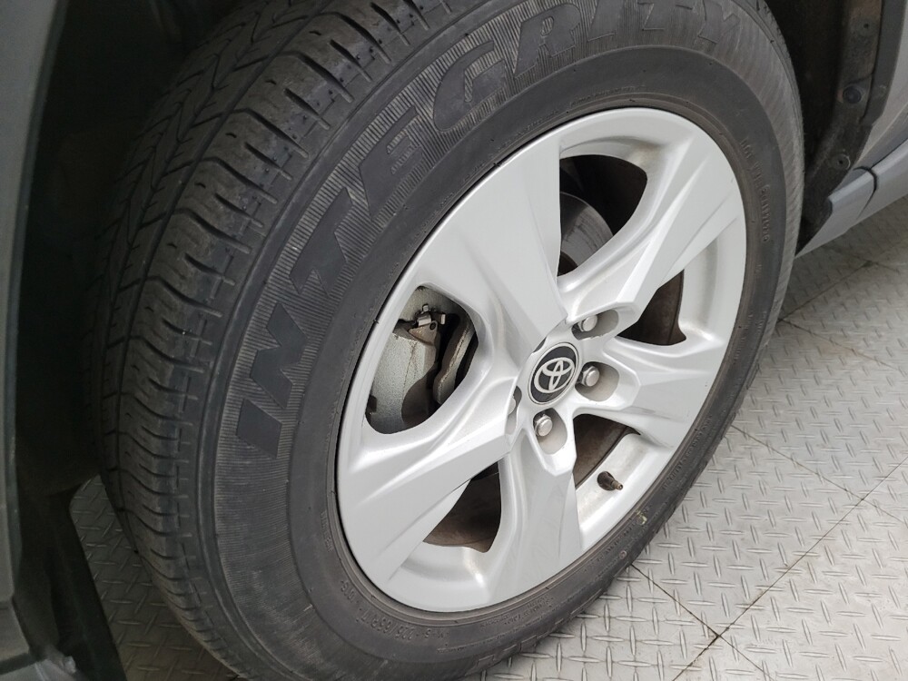 2021 Toyota RAV4 in Chandler, AZ 85225 - 18068981 31