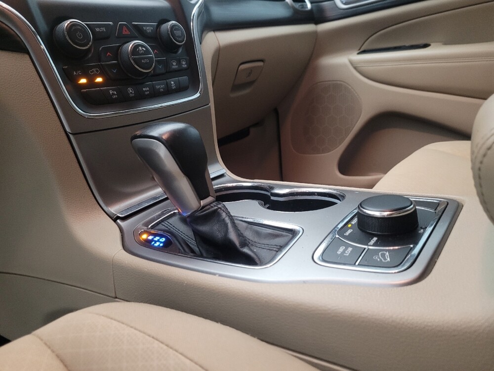 2020 Jeep Grand Cherokee in Phoenix, AZ 85022 - 18068982 26