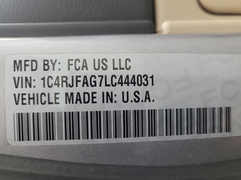 2020 Jeep Grand Cherokee in Phoenix, AZ 85022 - 18068982 33