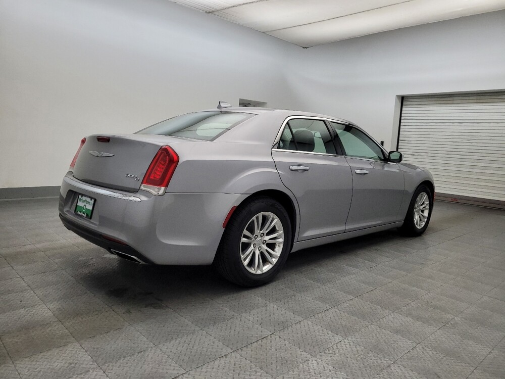 2017 Chrysler 300 in Chandler, AZ 85225 - 18068986 9